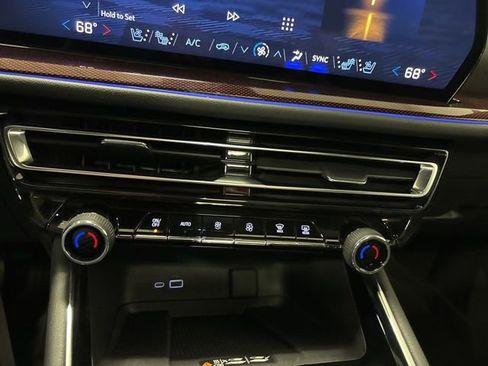 Used 2024 Chevrolet Traverse RS w/ LPO, Floor Liner Package AWD/4WD image 30