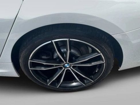 Used 2022 BMW 330i Sedan w/ M Sport Package RWD image 12