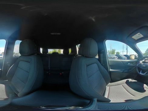 Used 2025 Chevrolet Equinox LT FWD image 42