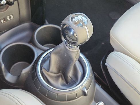 Used 2016 MINI Cooper S w/ Premium Package image 14