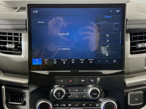 Used 2024 Ford Expedition Max XLT image 21