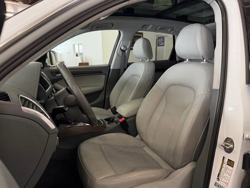 Used 2015 Audi Q5 TDI Prestige w/ Prestige Package image 17