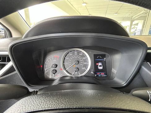 Used 2022 Toyota Corolla LE FWD image 37