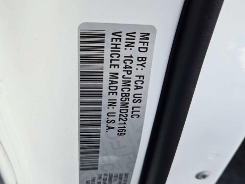 Used 2021 Jeep Cherokee Latitude image 35