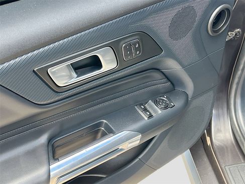 Used 2024 Ford Mustang GT Premium image 18