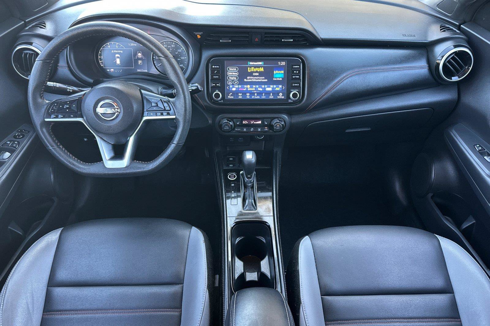Used 2023 Nissan Kicks SR w/ SR Premium Package FWD image 12