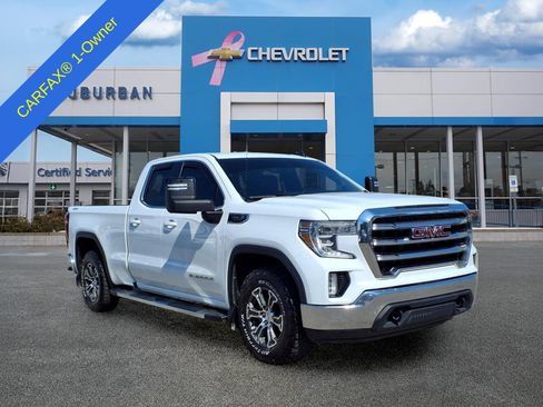 Used 2020 GMC Sierra 1500 SLE w/ SLE Value Package AWD/4WD image 3
