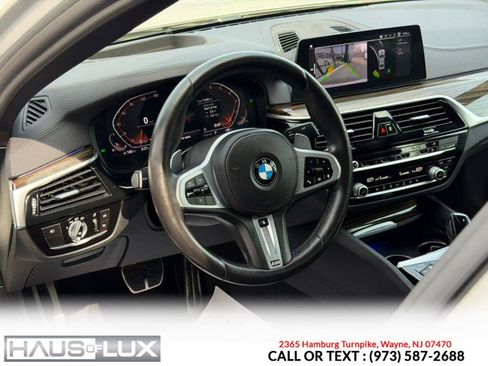 Used 2020 BMW 540i xDrive w/ M Sport Package image 4