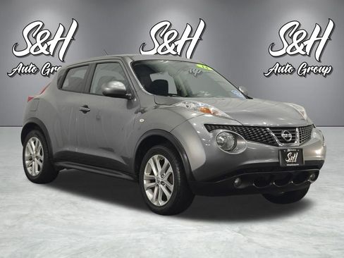 Used 2014 Nissan Juke SV AWD/4WD image 2