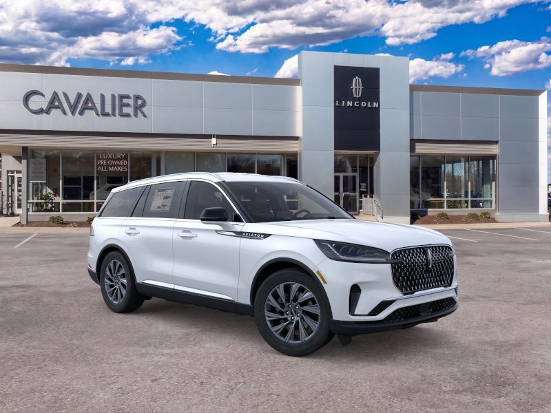 Used 2026 Lincoln Aviator AWD image 7