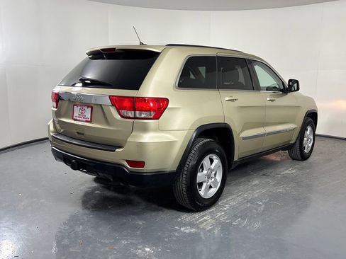 Used 2012 Jeep Grand Cherokee Laredo image 6