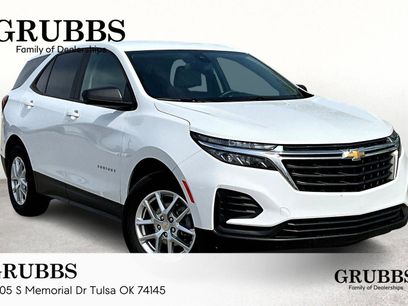 Used 2022 Chevrolet Equinox LS w/ LS Convenience Package