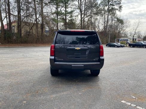 Used 2017 Chevrolet Tahoe Premier RWD image 6