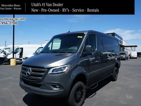 Used 2024 Mercedes-Benz Sprinter 2500 image 1