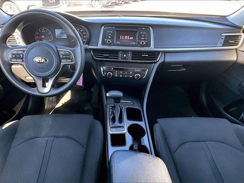 Used 2017 Kia Optima LX w/ Option Group 014 image 7