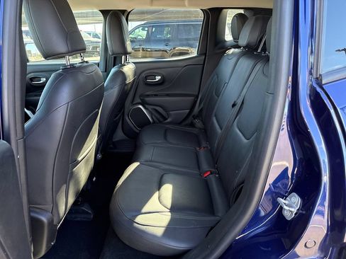 Used 2018 Jeep Renegade Limited AWD/4WD image 24