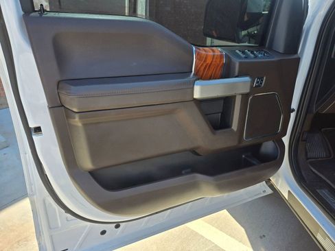Used 2020 Ford F150 King Ranch w/ Equipment Group 601A Luxury AWD/4WD image 8