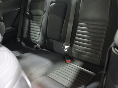 Used 2014 Dodge Challenger R/T w/ Blacktop Package RWD image 17