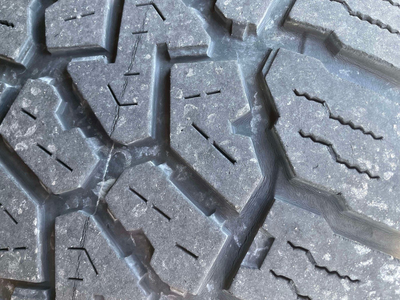 Used 2020 Nissan Frontier SV w/ Midnight Edition Floor Mats AWD/4WD image 10
