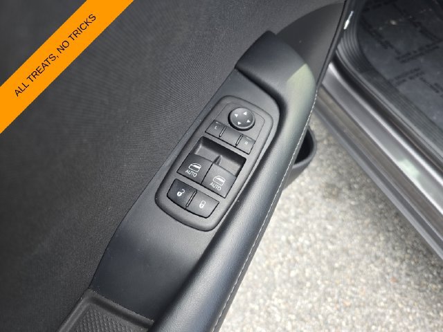 Used 2023 Dodge Challenger R/T w/ Blacktop Package RWD image 17