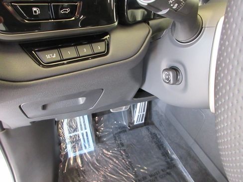 Used 2026 Lexus TX 500h AWD image 37