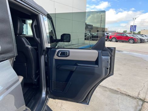 Used 2024 Ford Bronco Wildtrak AWD/4WD image 16