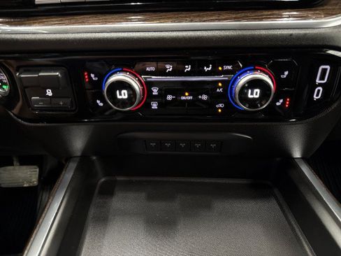 Used 2025 GMC Sierra 3500 SLE w/ SLE Convenience Package AWD/4WD image 20
