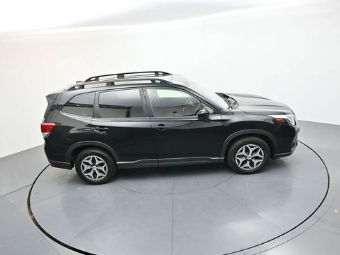 Used 2024 Subaru Forester Premium AWD/4WD image 37