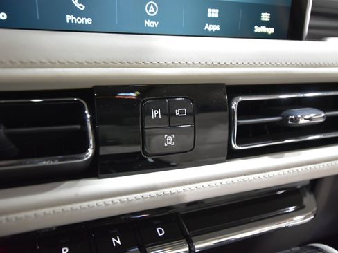 Used 2022 Lincoln Aviator Black Label image 35