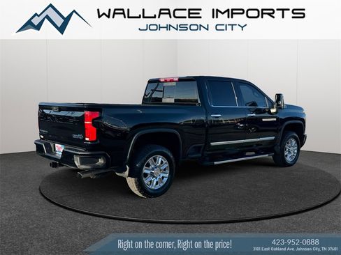 Used 2025 Chevrolet Silverado 2500 High Country w/ Technology Package image 5
