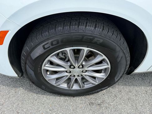 Used 2022 Buick Enclave Premium AWD/4WD image 47