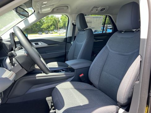 New 2026 Ford Explorer Active AWD/4WD image 13