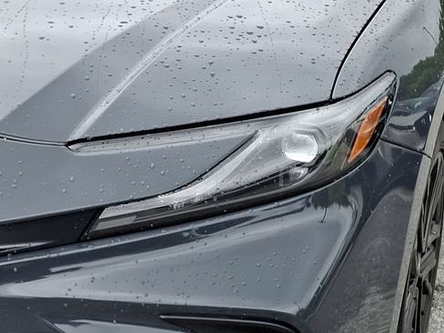Certified 2025 Toyota Camry SE w/ Convenience Package AWD/4WD image 9
