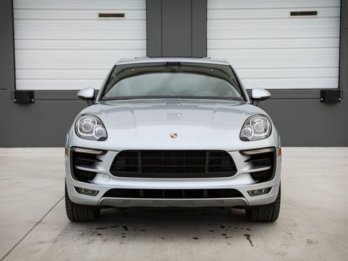 Used 2018 Porsche Macan S image 3