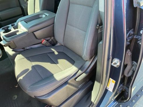 Used 2020 Chevrolet Silverado 1500 Custom Trail Boss w/ Custom Convenience Package image 17