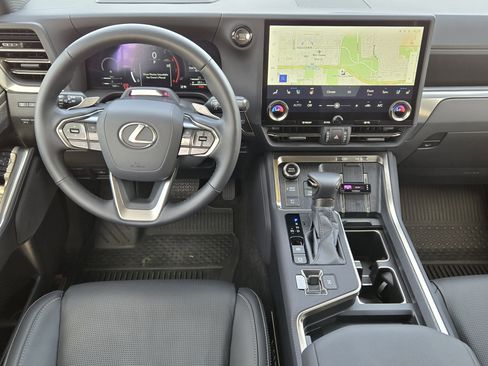 Certified 2026 Lexus GX 550 w/ Accessory Package (2T) AWD/4WD image 26
