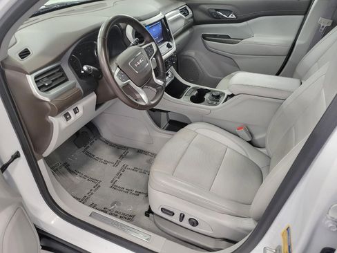 Used 2023 GMC Acadia SLT AWD/4WD image 9