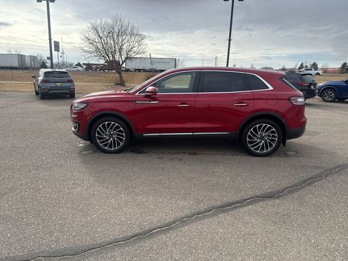 Used 2020 Lincoln Nautilus Reserve image 2