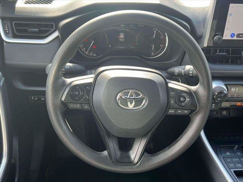 Certified 2025 Toyota RAV4 XLE AWD/4WD image 14
