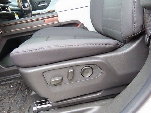 New 2025 GMC Hummer EV 3X w/ Battery Pack, 24 Module Pack image 31