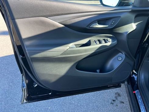 New 2025 Buick Envista Avenir image 10