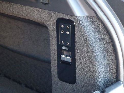 Used 2023 Land Rover Range Rover Autobiography AWD/4WD image 17