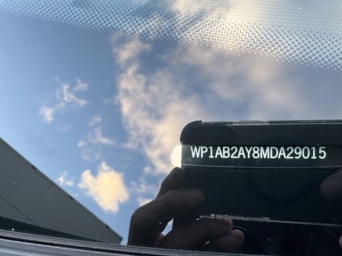 Used 2021 Porsche Cayenne S w/ Premium Package image 12