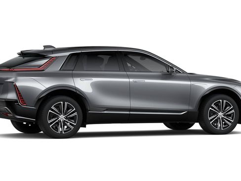 New 2026 Cadillac Lyriq Luxury RWD image 16