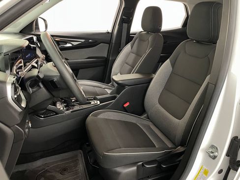Used 2024 Chevrolet TrailBlazer LS w/ LS Convenience Package FWD image 20