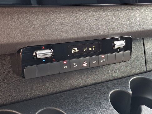 Used 2026 Mercedes-Benz Sprinter 2500 image 16