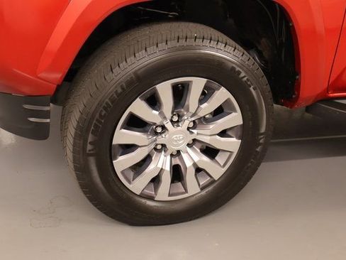 Used 2023 Toyota Tacoma Limited image 24