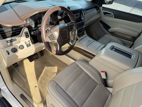Used 2018 GMC Yukon XL Denali w/ Open Road Package image 12