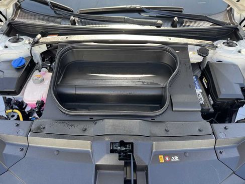 Used 2023 Hyundai Ioniq 6 SEL RWD image 9