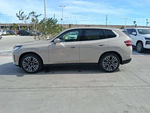 New 2026 BMW X3 xDrive30 w/ Premium Package AWD/4WD image 3